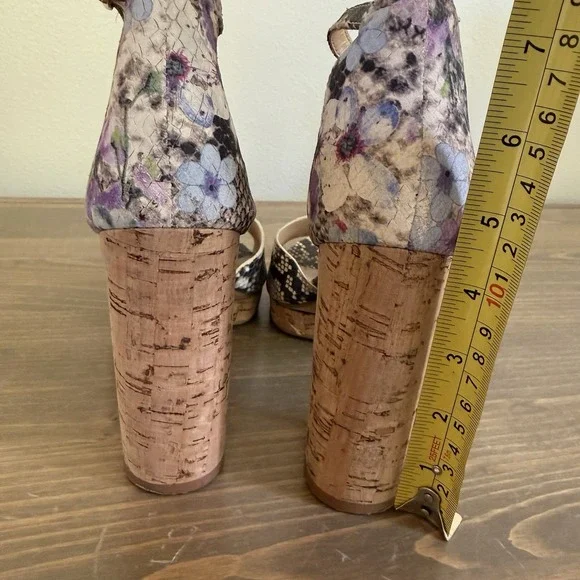 Vince Camuto Womens 10M Floral‎ Reptile Ciestie Cork Platform Heels - Picture 7 of 10